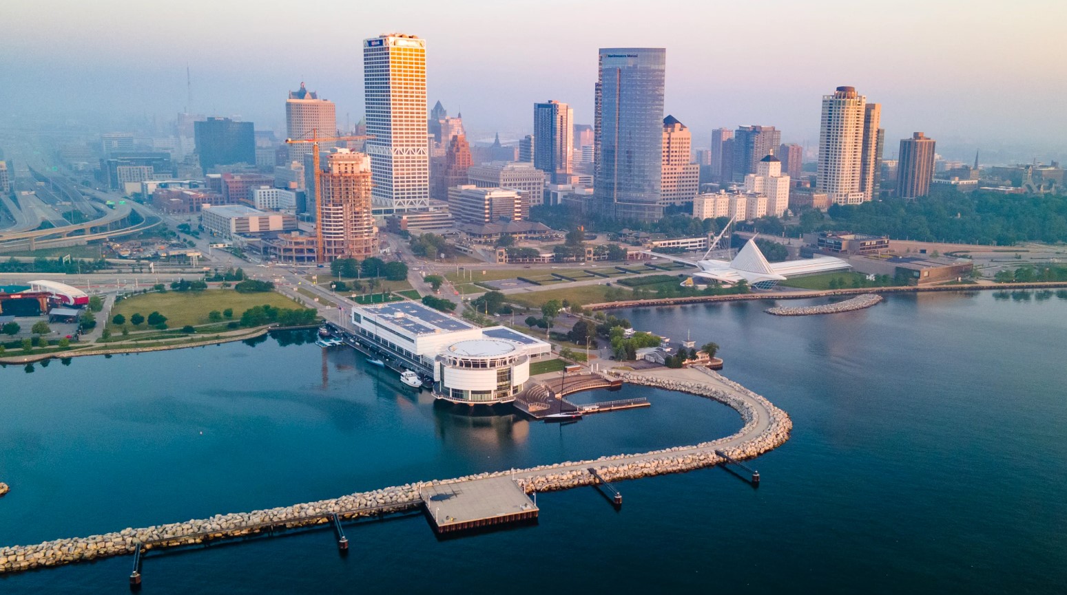 Fast & Easy Online Loans in Milwaukee, WI - Get Money Today